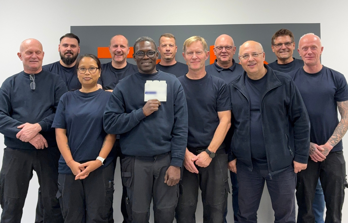 Das Produktionsteam der ersten Faltschachtel in Horsens.