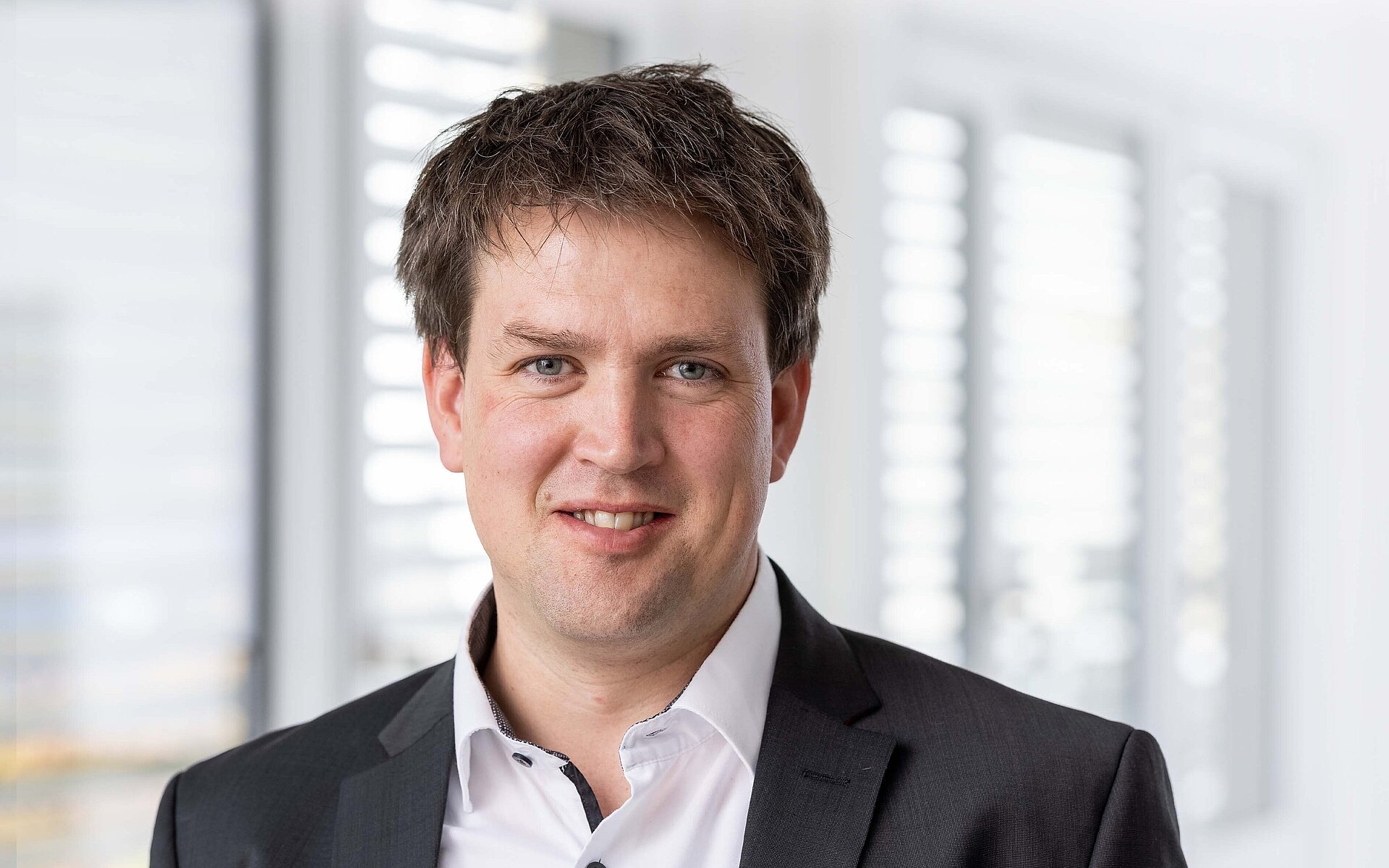 Head Logistics & Demand Management Nils Höpker