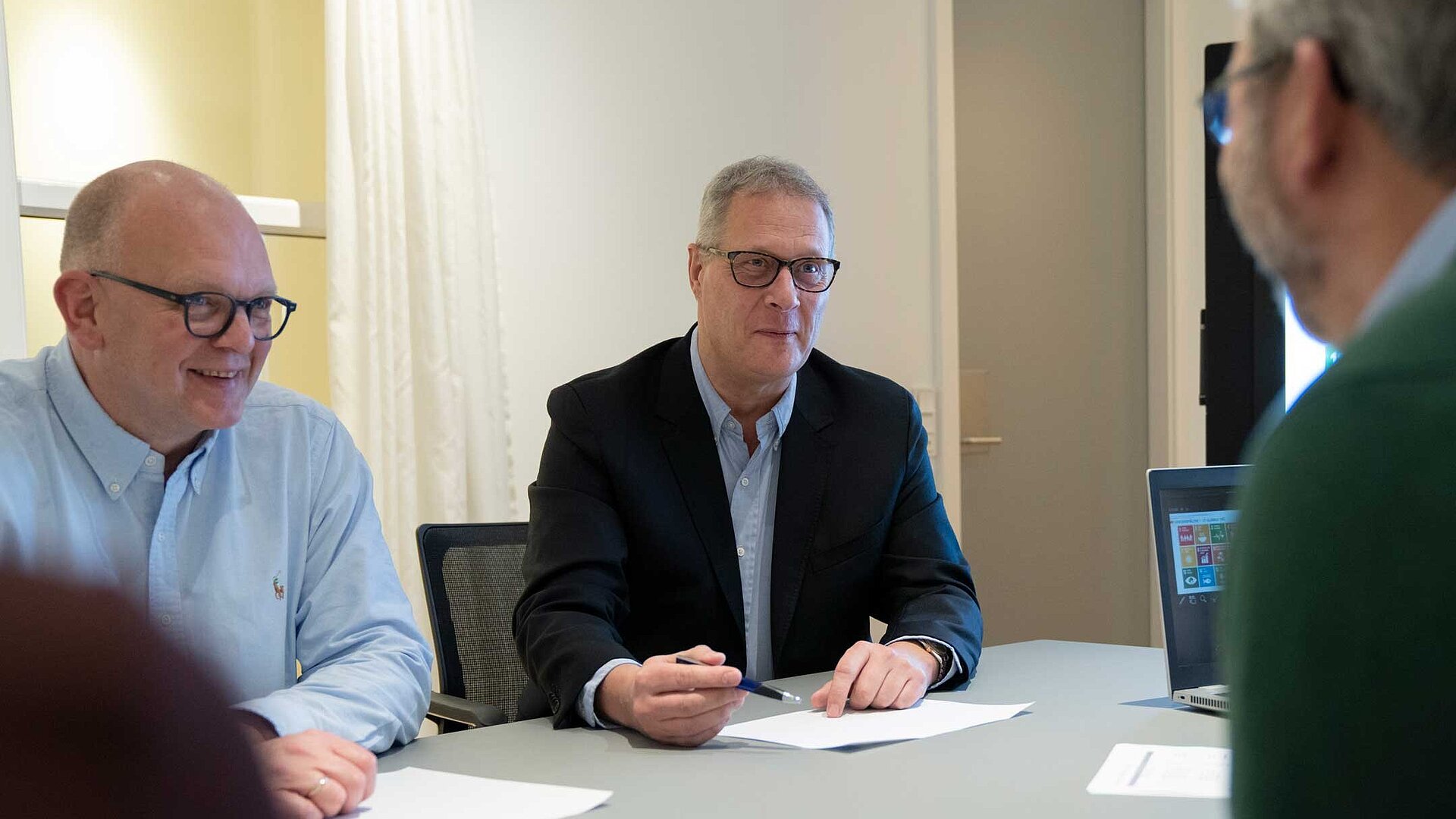 Salesmeeting mit Kunden