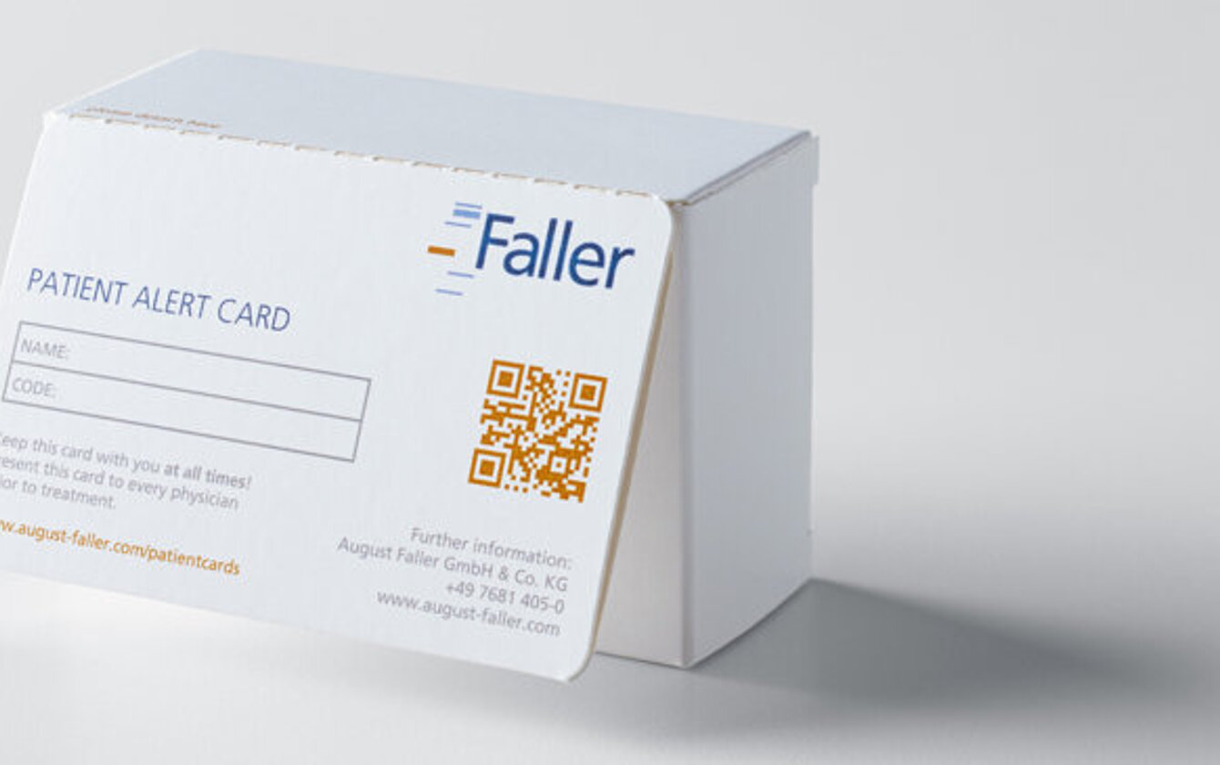 Packaging with integrated patient alert card by Faller Packaging